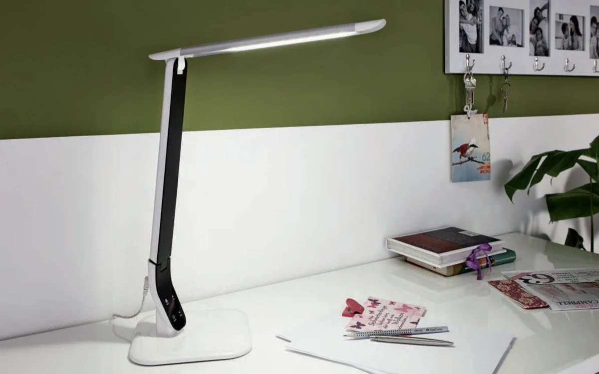 Lampes de table élégantes : comment choisir la lampe parfaite pour le salon ou la chambre ?