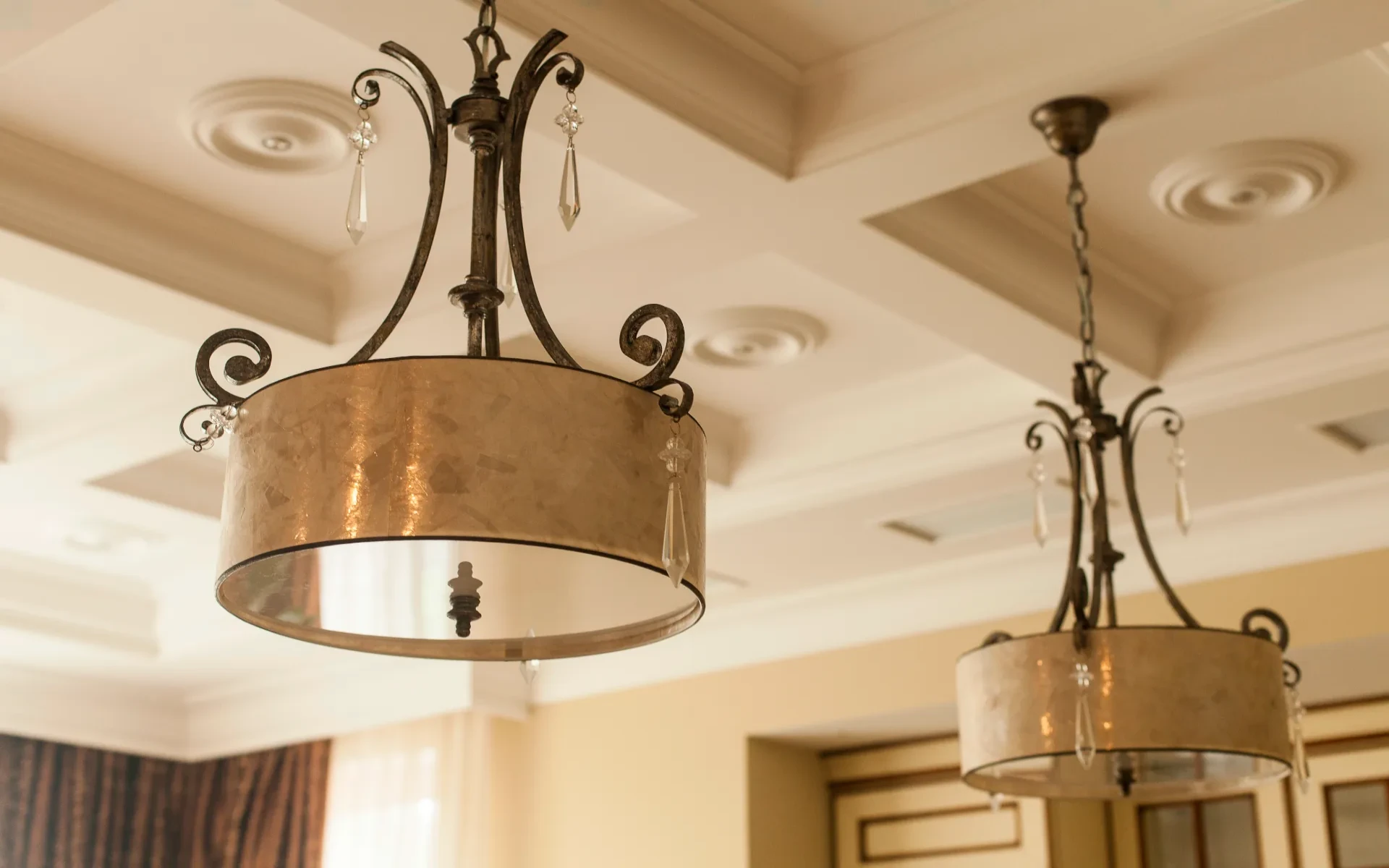 Comment choisir les lampes de plafond pour la décoration intérieure ?